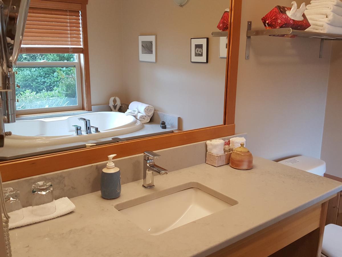 우크루렛 리프 포인트 오션프런트 비앤비 B&B 외부 사진
